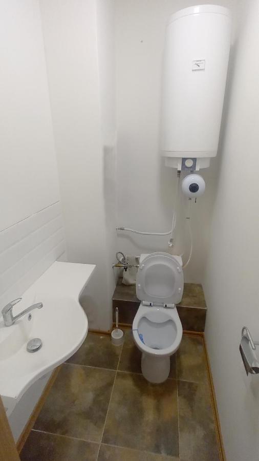 Krasny Priestranny Slnecny Apartman V Centre Mesta Trenčín Exteriér fotografie